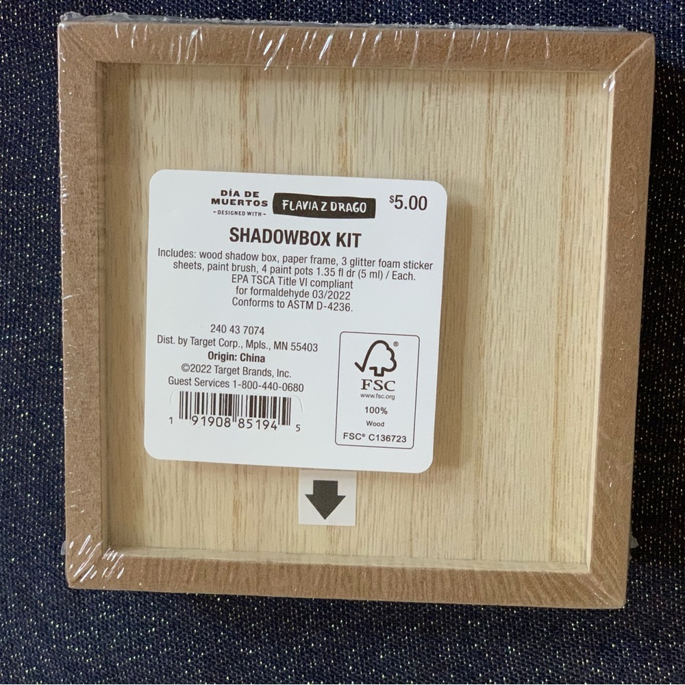 New Target Paint Your Own Shadowbox Kit Dia De Meutros Collection Halloween ‘22 - Picture 5 of 7